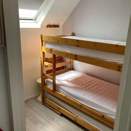 Warm Apt Between The Centre And The Seafront *