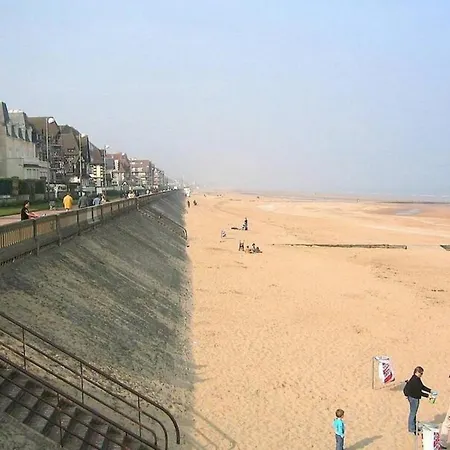 Warm Apt Between The Centre And The Seafront Cabourg